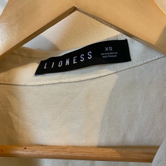 Lioness Valencia Plunge Top - Picture 4 of 6